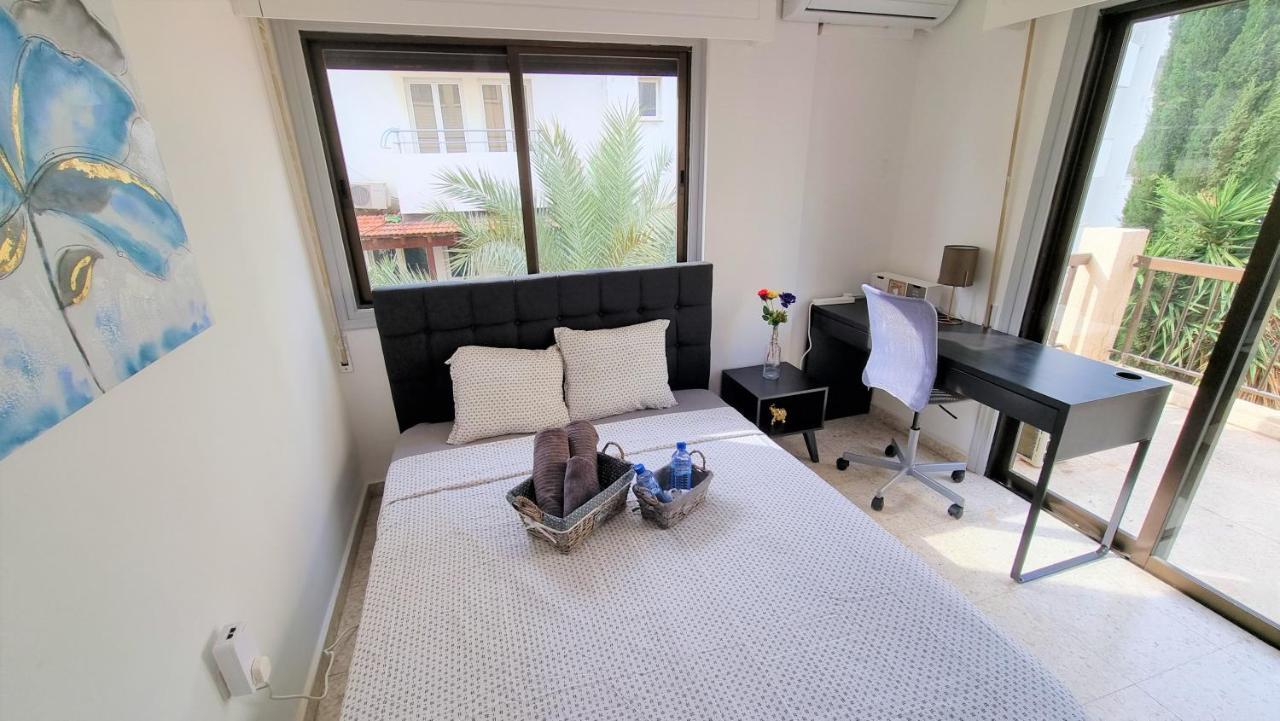 לרנקה Cozy Beach Apt / 100 Mbit+ Netflix / Near Airport מראה חיצוני תמונה