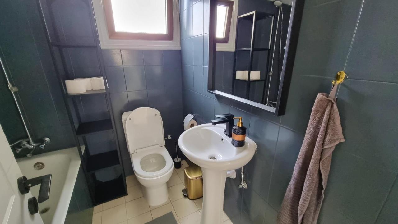 לרנקה Cozy Beach Apt / 100 Mbit+ Netflix / Near Airport מראה חיצוני תמונה